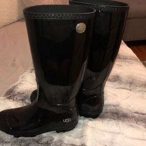 Ugg rain boots